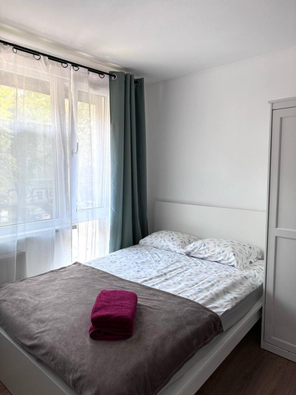 Quiet Apartment Near The Park, Metro, Centre, Wi-Fi - By Hik Apartments Varsavia Esterno foto